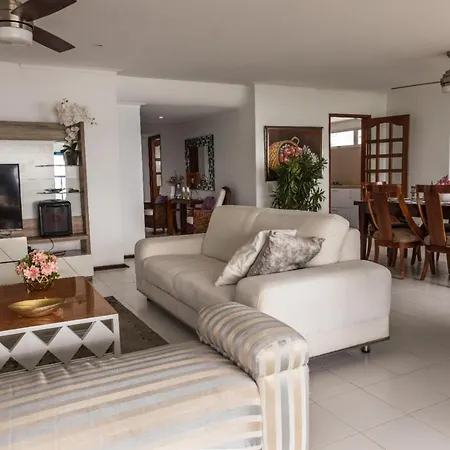 Apartamento Cozy Castillogrande Beachfront *